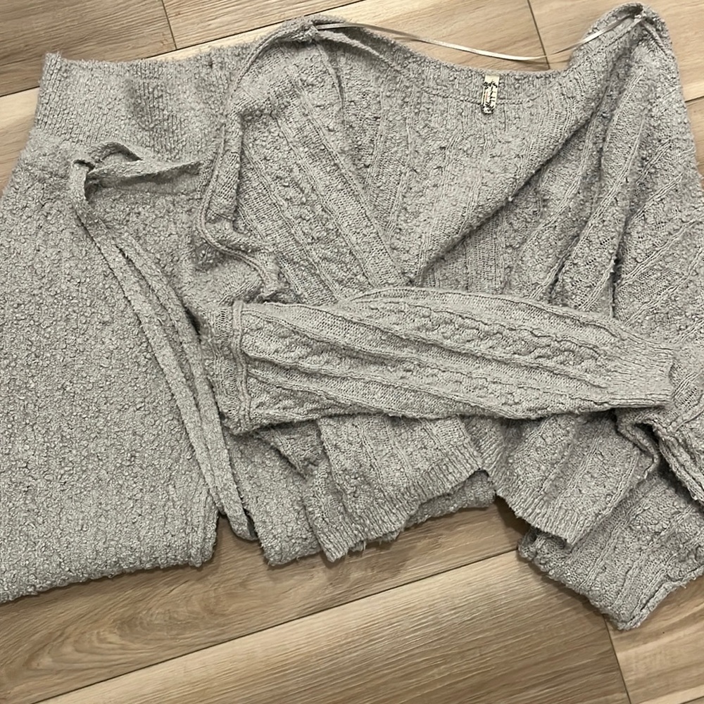 Free people sweater set size medium